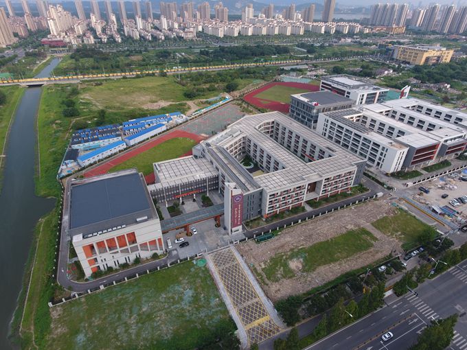 js33333��ɳ��·���(�й���)���޹�˾����