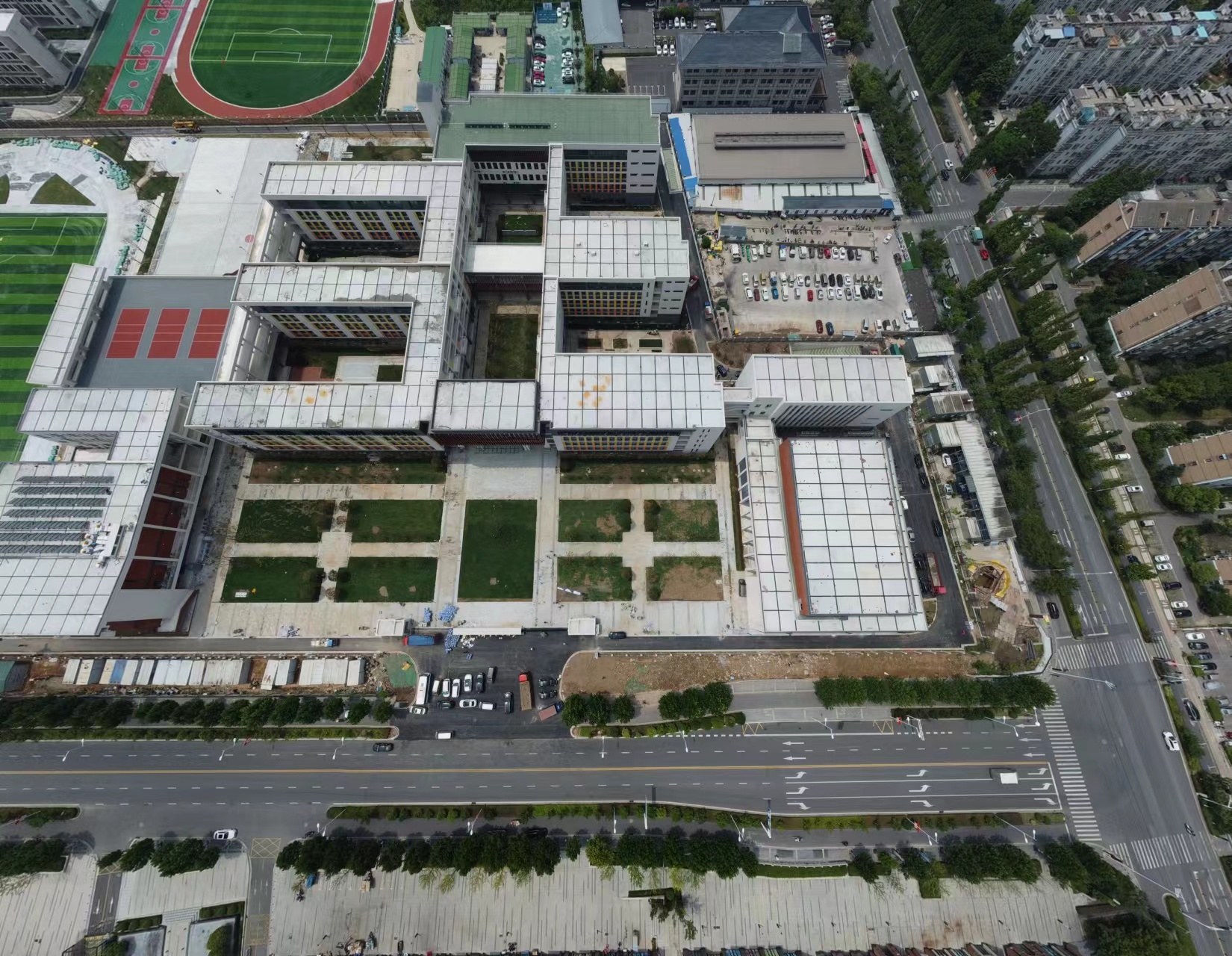 js33333��ɳ��·���(�й���)���޹�˾����