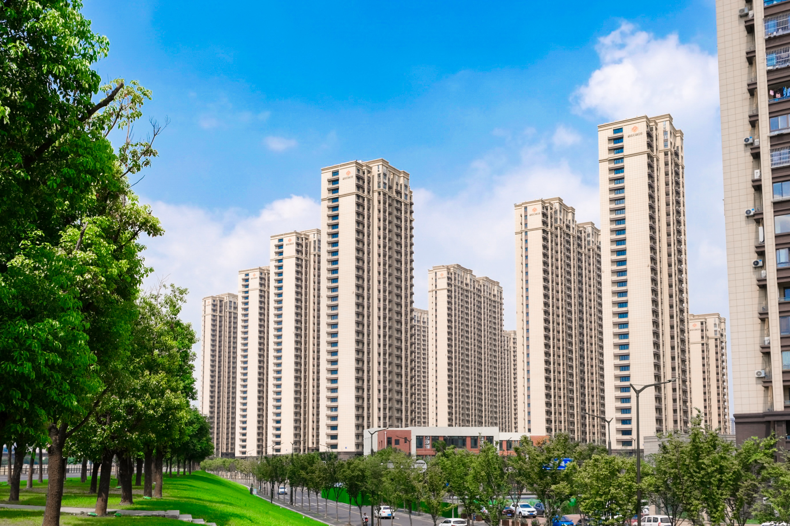 js33333��ɳ��·���(�й���)���޹�˾����