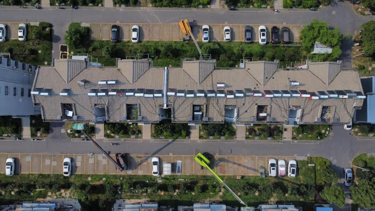 ������Ϊ����ɫ���������Ͼ�С���Ҹ�����ɫ��